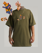 Load image into Gallery viewer, 7.5oz Max Heavyweight Short Sleeve (Robot design with PINK border)
